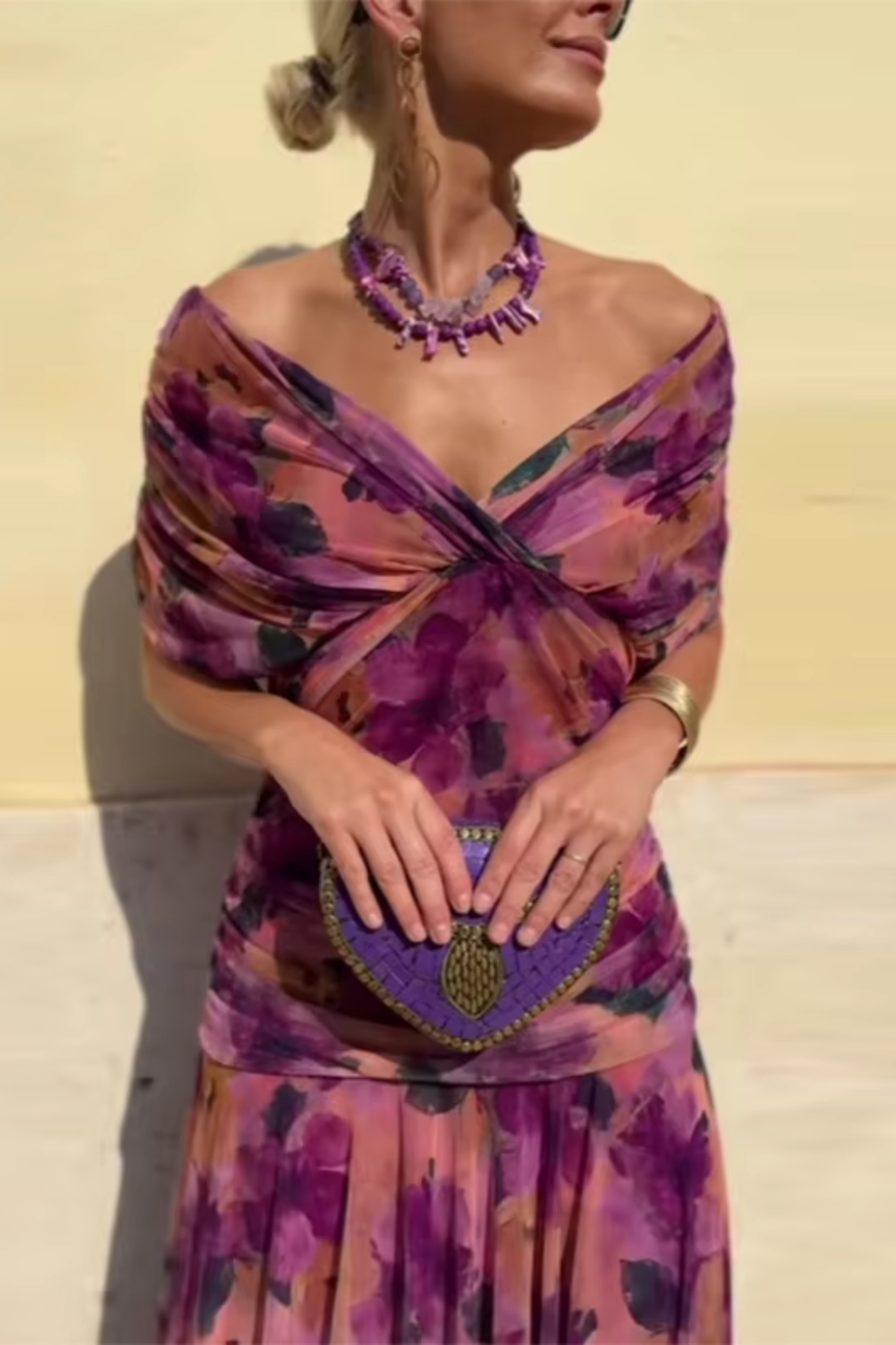 Gitana Moderna - vestido escote en V
