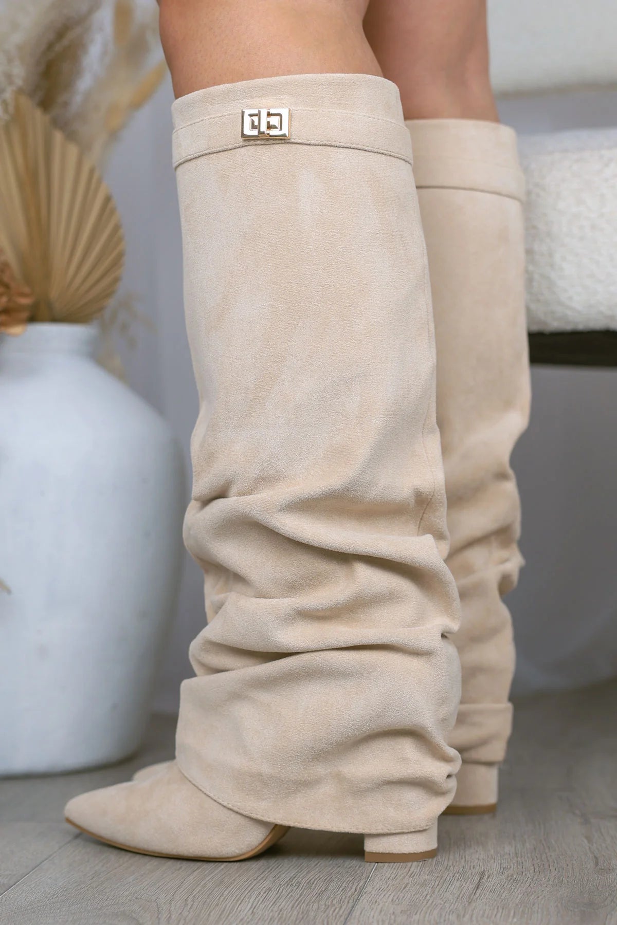 Cavalière - bota ancha de ante hasta la rodilla