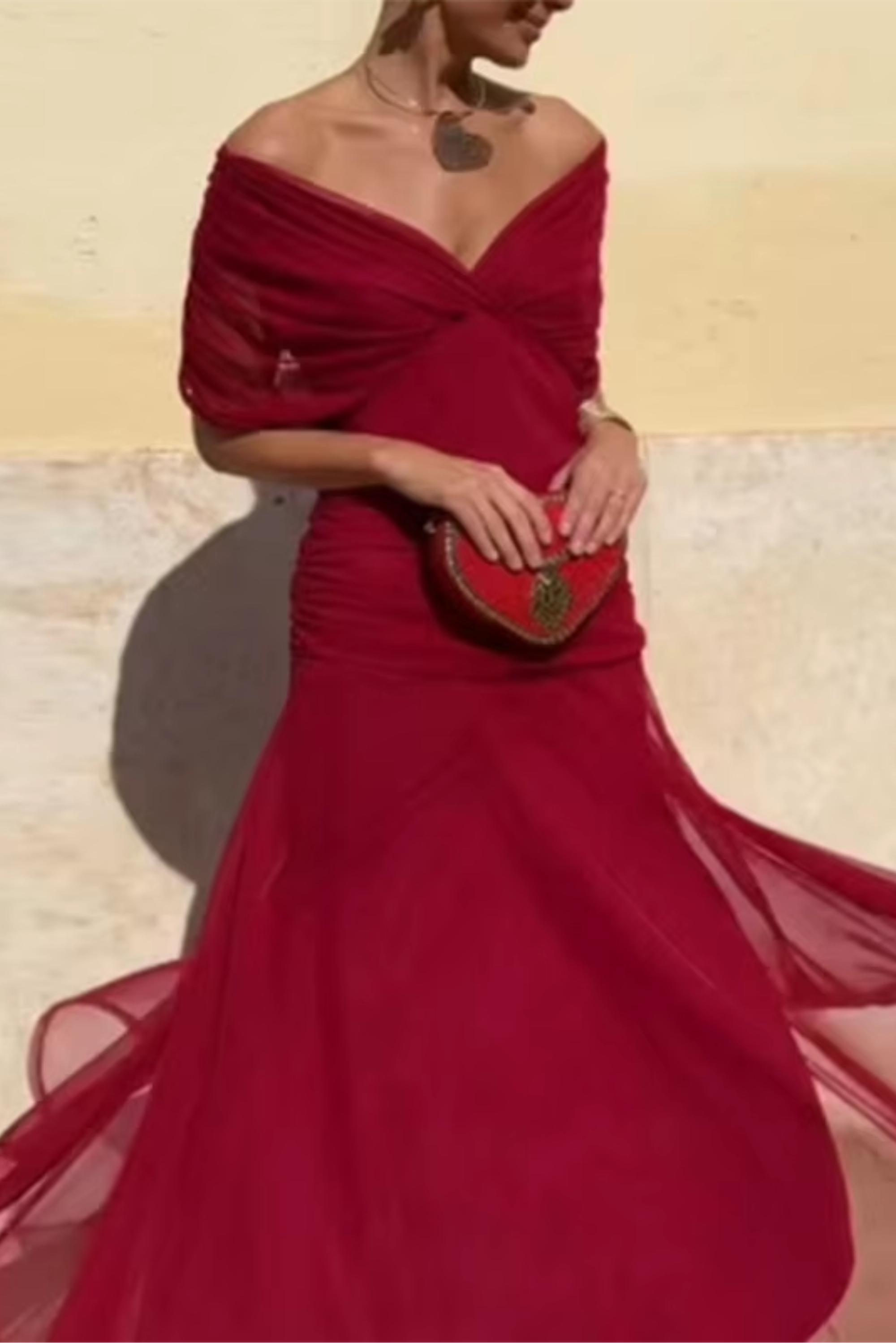 Gitana Moderna - vestido escote en V