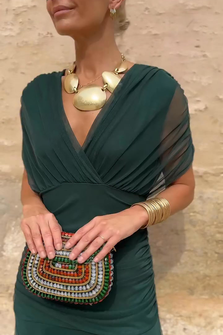 Gitana Moderna - vestido escote en V