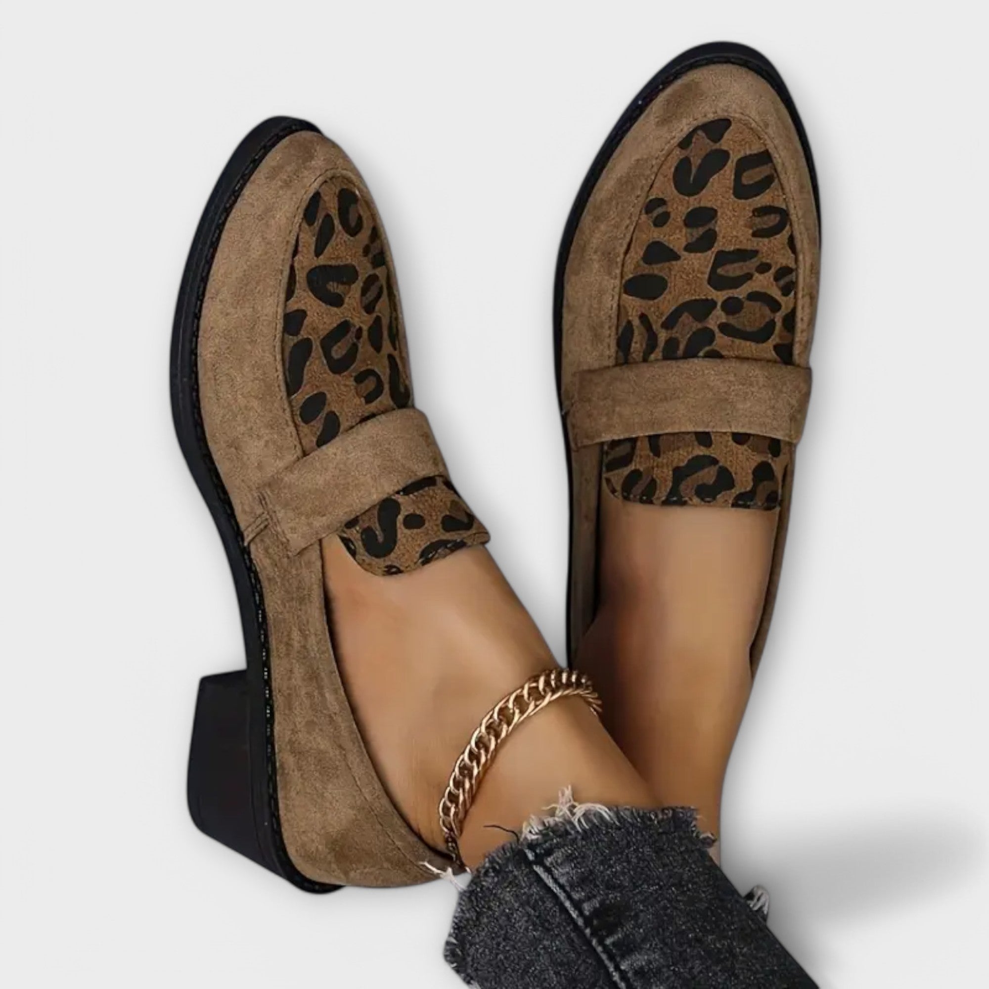 Féline - mocasines de ante con estampado animal