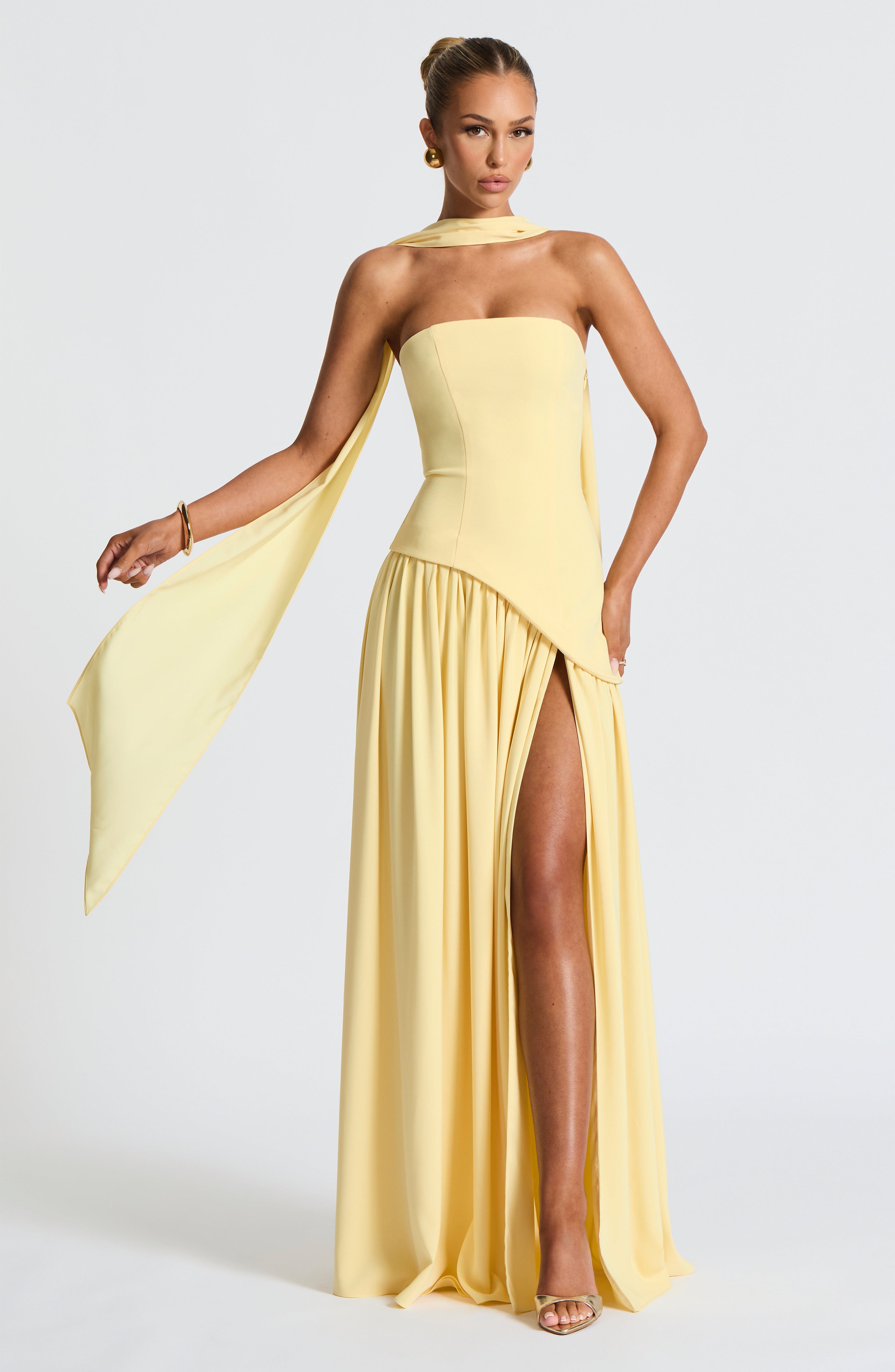 Estrella de Madrid - Vestido largo y elegante