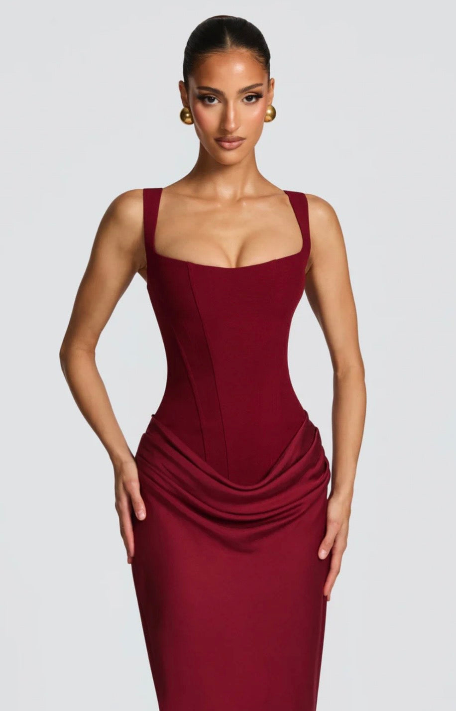 Nora - vestido largo con cintura baja estructurada
