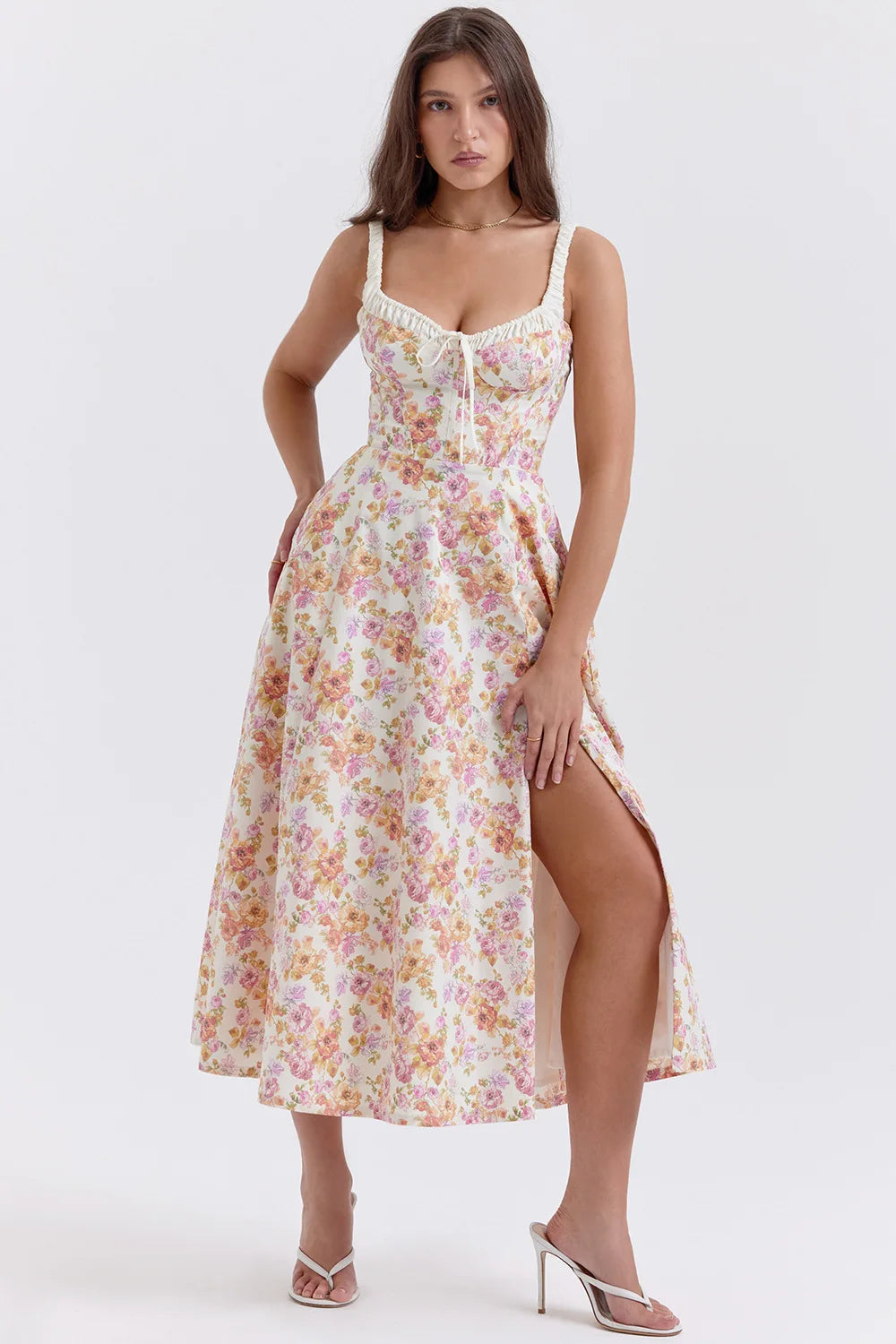Encanto - vestido midi floral con hendidura