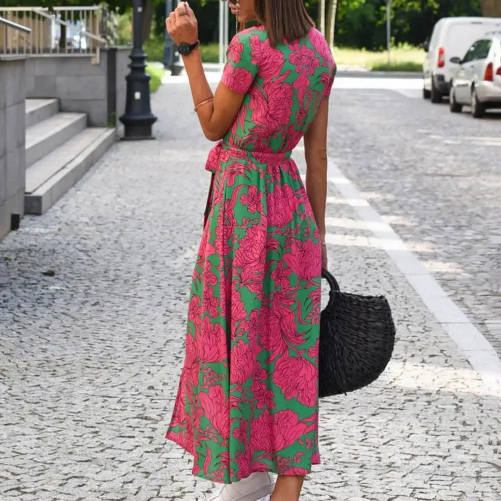 Lucía Fucsia - vestido cruzado con estampado