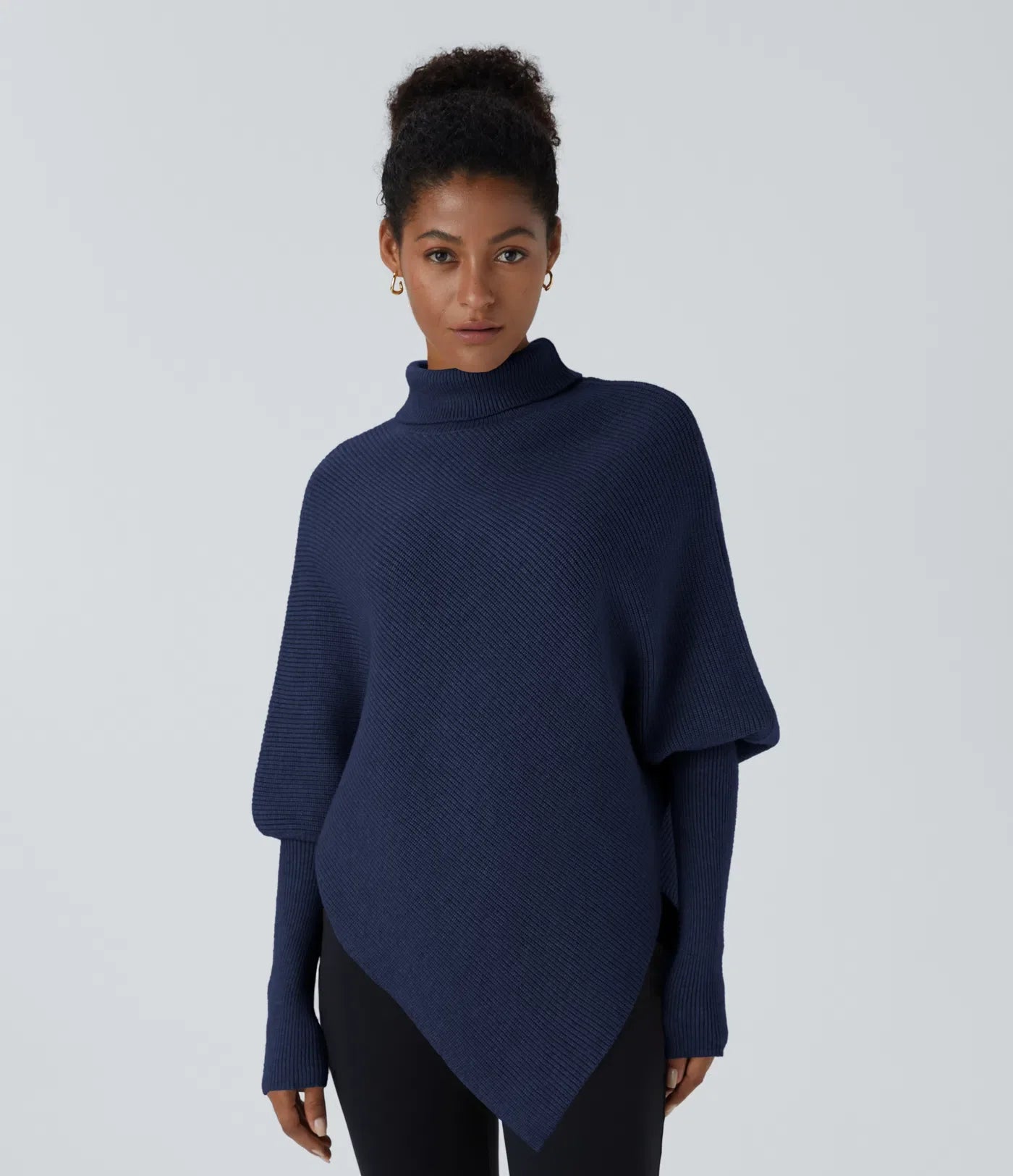 Drapée - elegante jersey de cuello alto