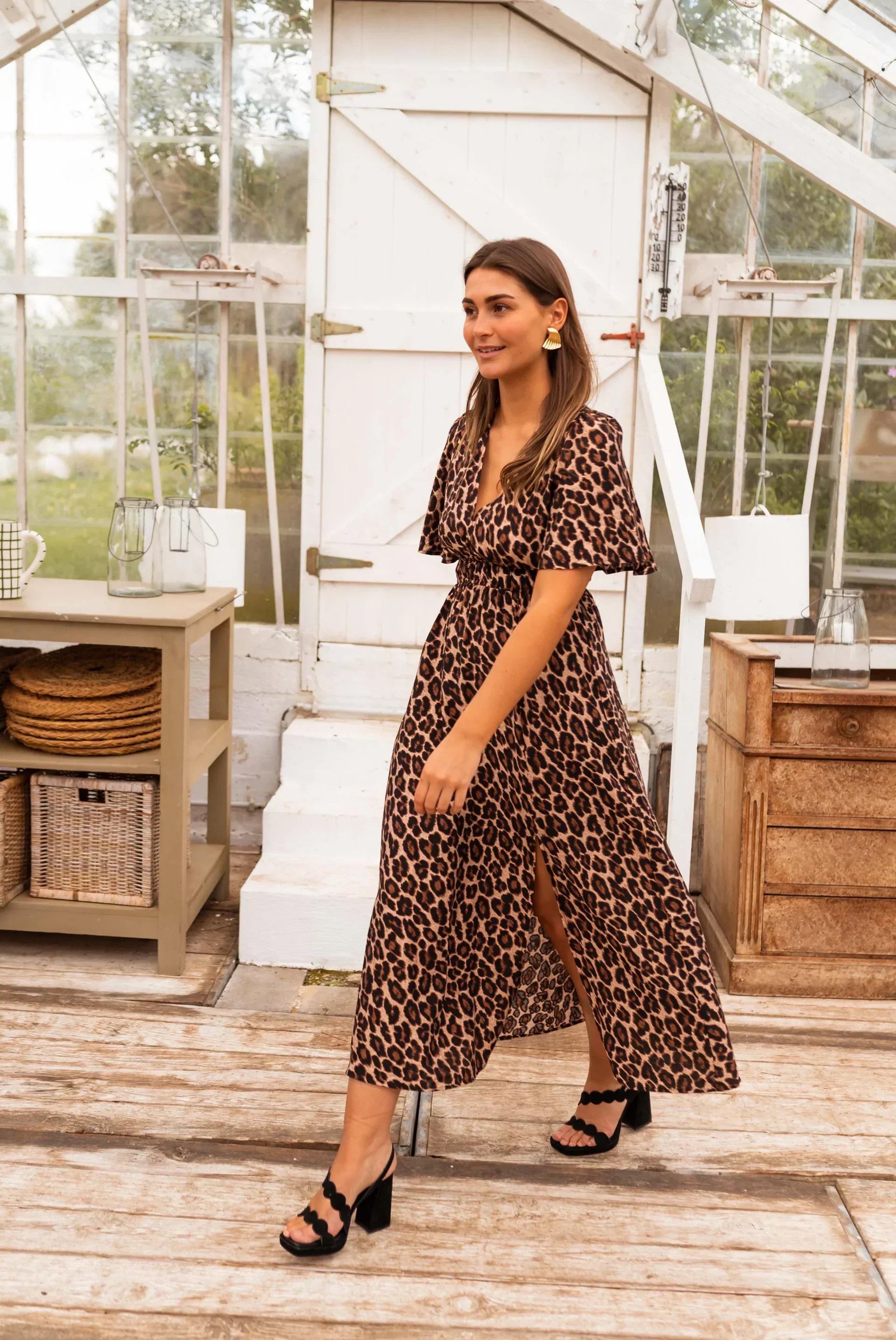 Léopardia - vestido midi leopardo