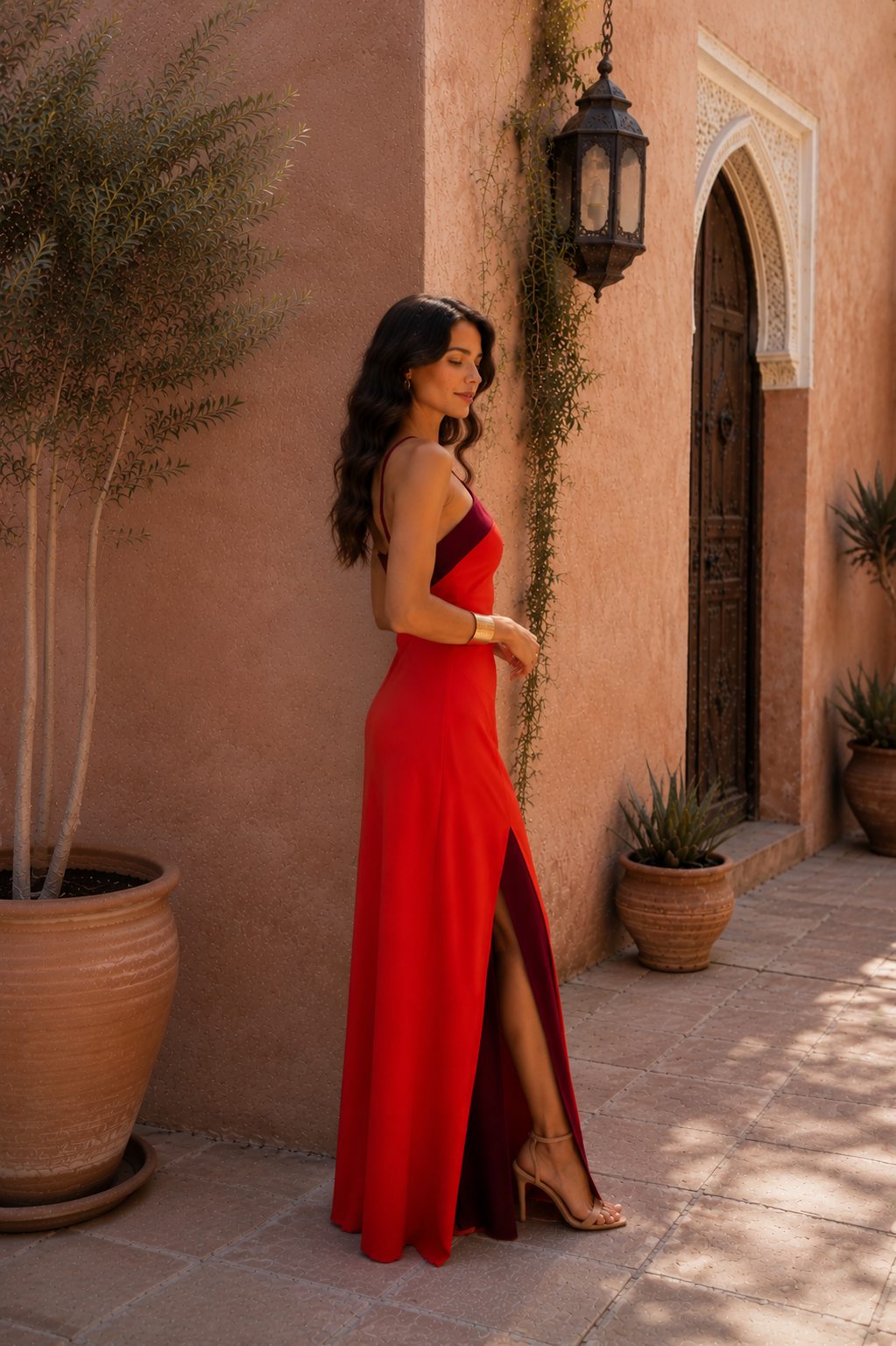 Ardiente - vestido largo con cuello halter cruzado
