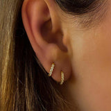 Blanca - pendientes de aro brillante