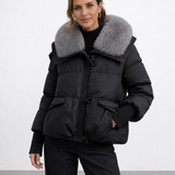 Rocío Madrid - chaqueta acolchada con cuello de pelo