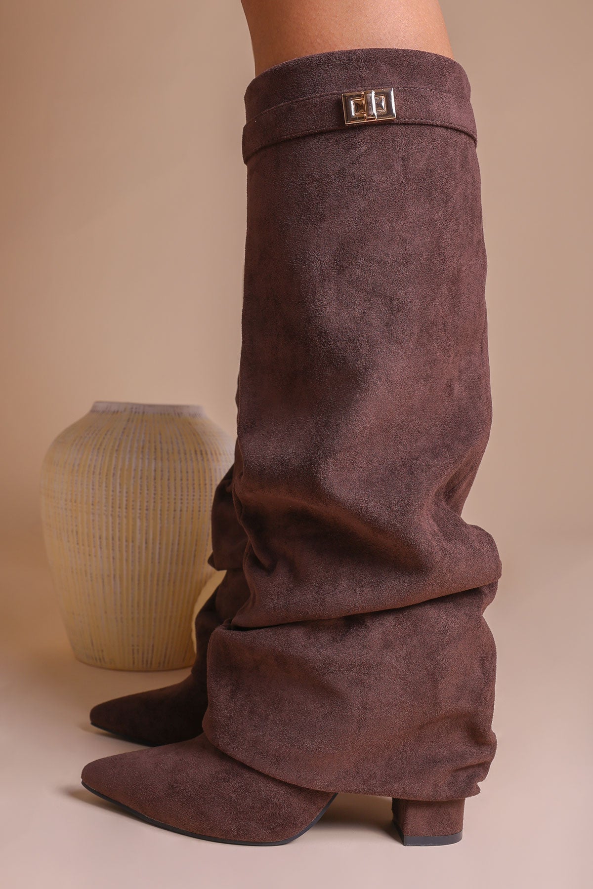 Cavalière - bota ancha de ante hasta la rodilla