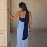 Carmesí Real - vestido largo con capa de gasa