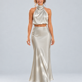 Aurora Satin - conjunto de satén con top halter drapeado