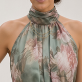 Bella Seda - vestido maxi halter floral elegante