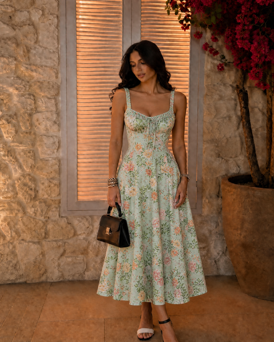 Encanto - vestido midi floral con hendidura