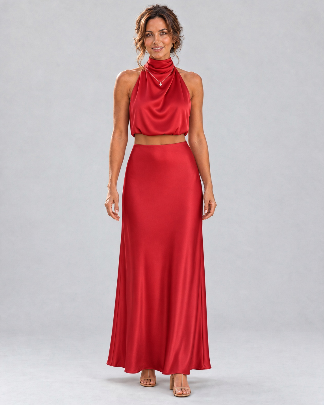 Aurora Satin - conjunto de satén con top halter drapeado