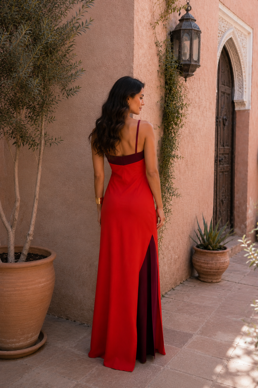 Ardiente - vestido largo con cuello halter cruzado