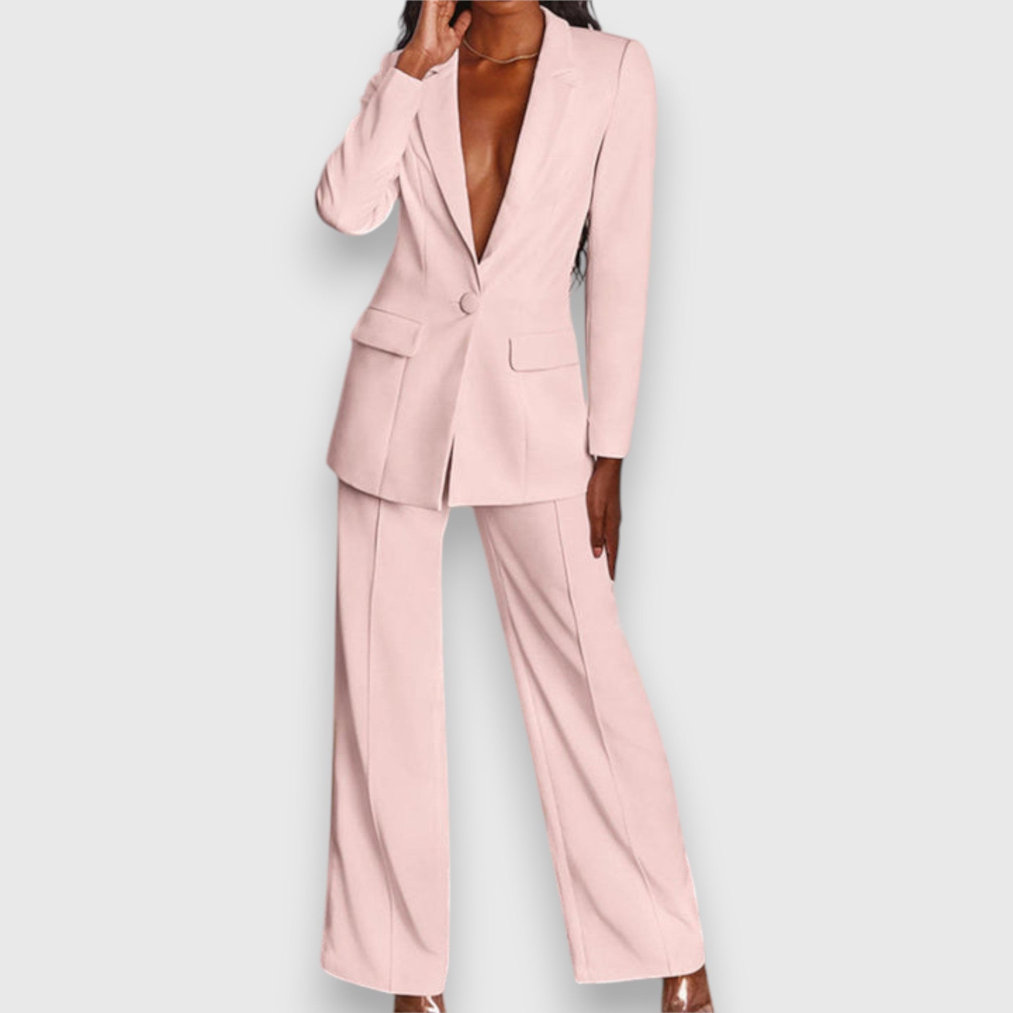 Parisian - conjunto minimalista en cada detalle