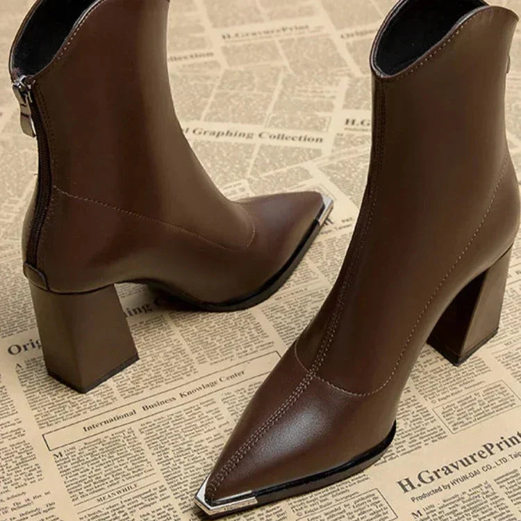 Nova Point / Botas con puntera de cromo