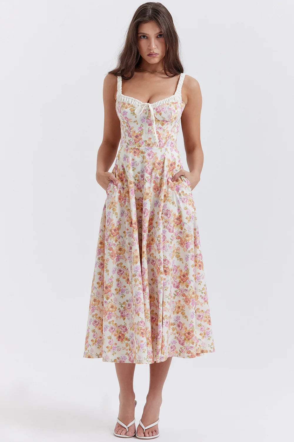 Encanto - vestido midi floral con hendidura