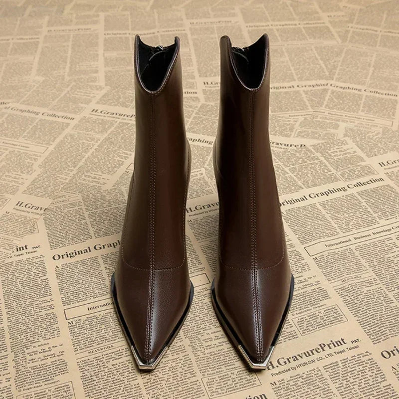 Nova Point / Botas con puntera de cromo