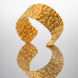 Terra Bold - pulsera con textura y acabado