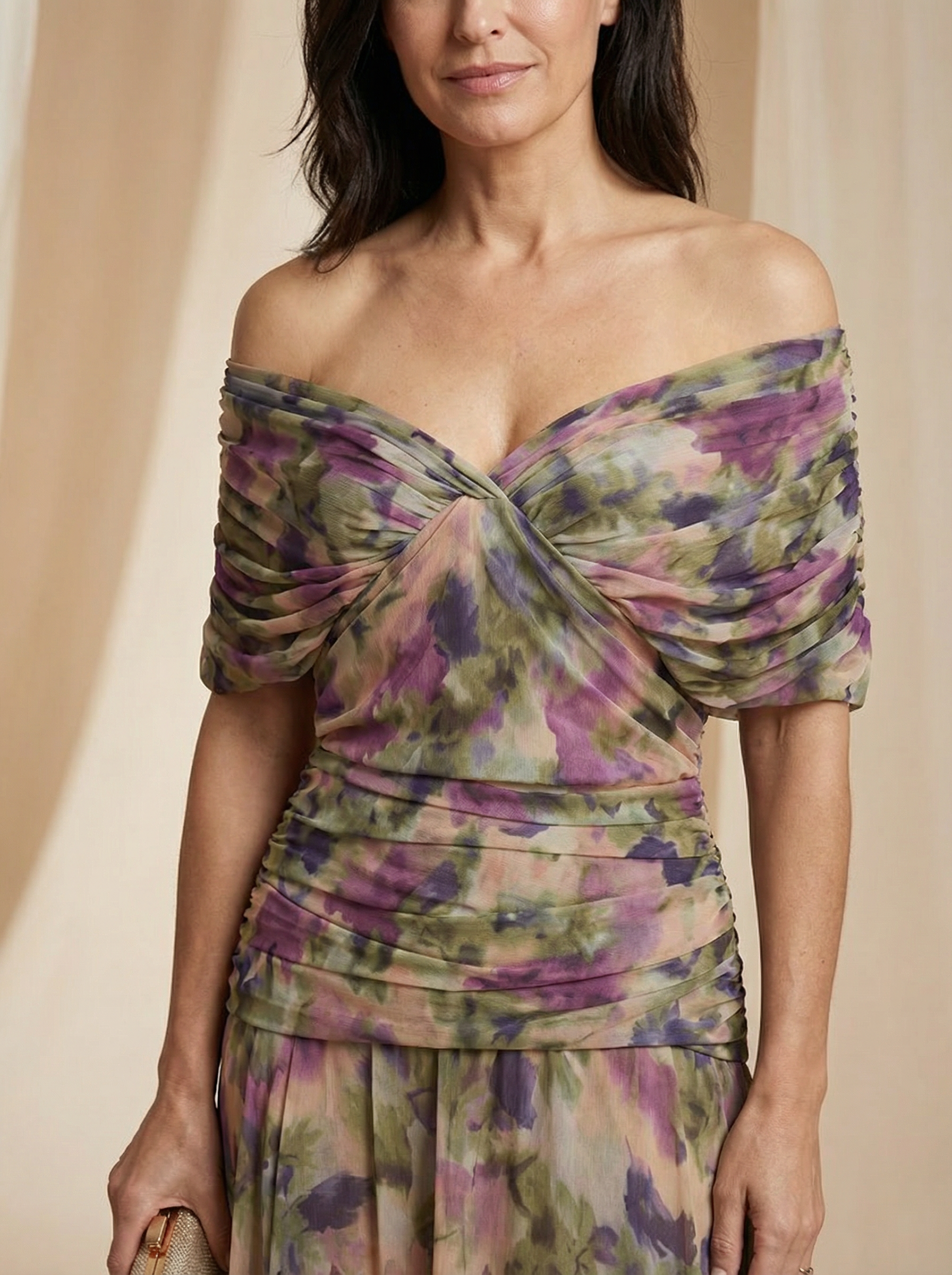 Gitana Moderna - vestido escote en V